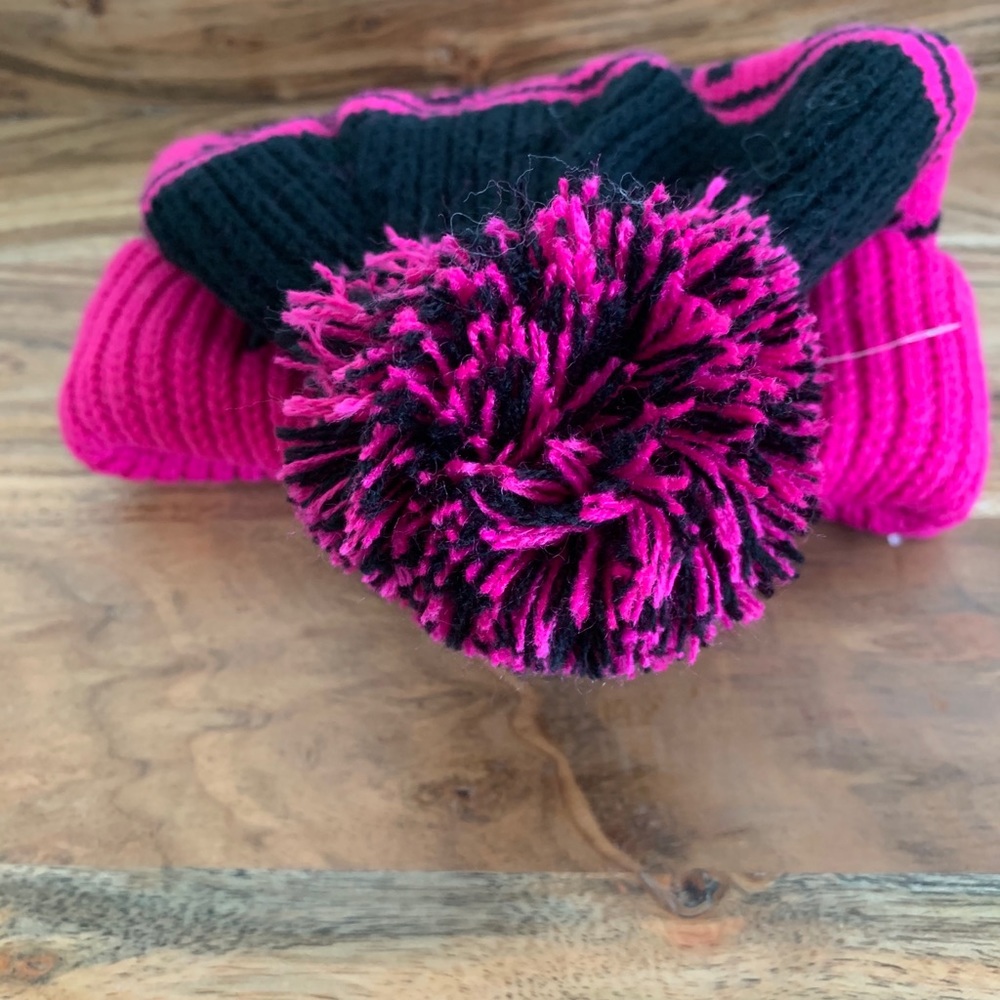 North Face Youth Kids Explore Mr.Pink Beanie - Picture 3 of 5